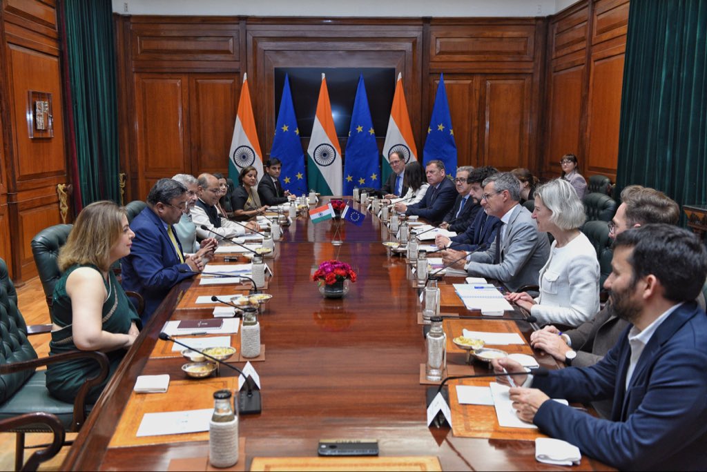 DrSJaishankar's tweet image. Pleased to meet delegation of European Parliament’s Committee on International Trade #INTA today in Delhi. 

Discussed how India &amp;amp; the European Union can maximize convergences and deepen cooperation. This can stabilize the global economy and strengthen democratic forces. The