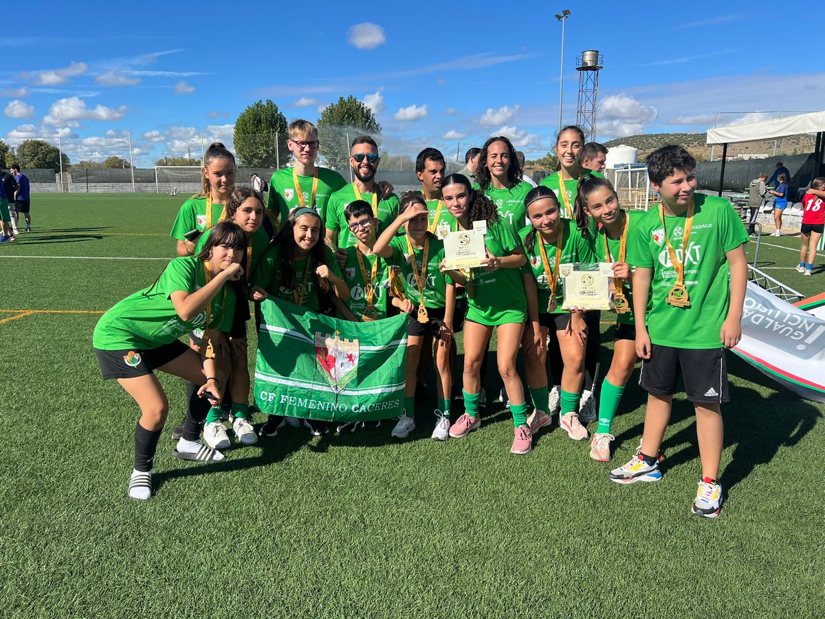 💚 Nos enorgullece, como <a href="/CacerenoFem/">Cacereño Femenino</a>, haber formado parte del proyecto de inclusión de personas con discapacidad de <a href="/FJyD/">Fundación Jóvenes y Deporte 🅵🅹🆈🅳 💚🤍🖤</a>.

🫂 ¡Han sido 3 fases llenas de inclusión, sonrisas y diversión!