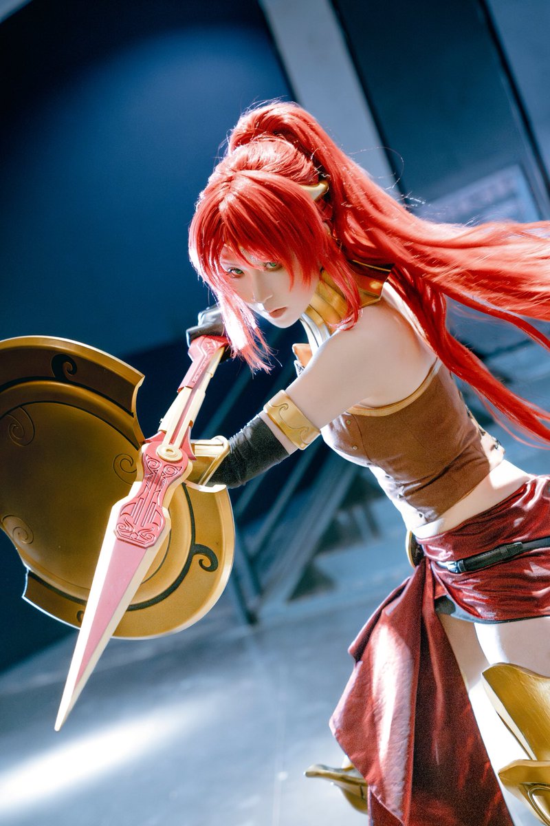 maoro926's tweet photo. She’s ready

#RWBY #Pyrrha https://t.co/X5nYkODtoe