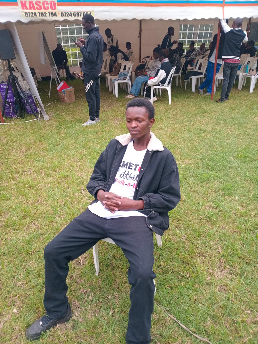 kusha_shaddy's tweet image. Me just chilling here thinking what #CMETrustAt19 and  #WezeshaKike is cooking for the Walk &amp;amp; Dance for Education on 6th December, 2025. 😎🤏