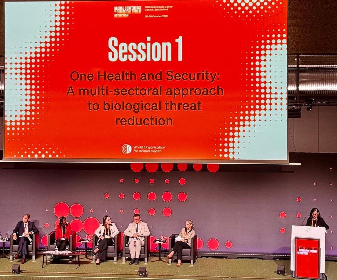 Jak lepiej radzić sobie z zagrożeniami biologicznymi? 🛡

Prezes Krajowej Rady Drobiarstwa – Izby Gospodarczej, Dariusz Goszczyński, reprezentuje polski sektor drobiarski podczas Global Conference on Biological Threat Reduction, organizowanej przez World Organisation for Animal