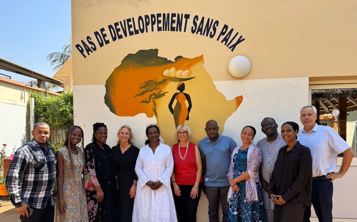 Visite spéciale au 🇲🇱 de l’Ambassadrice 🇨🇭Cédrine Beney <a href="/SwissAmbSahel/">Ambassadrice Cédrine Beney</a> envoyée spéciale au Sahel

<a href="/GouvMali/">Primature du Mali</a> <a href="/MaliMaeci/">Ministère des Affaires étrangères du Mali</a> <a href="/SuisseSenegal/">Ambassade de Suisse au Sénégal</a> <a href="/EDA_DFAE/">EDA - DFAE</a>
@SwissMF <a href="/SwissDevCoop/">Swiss Development and Cooperation</a>