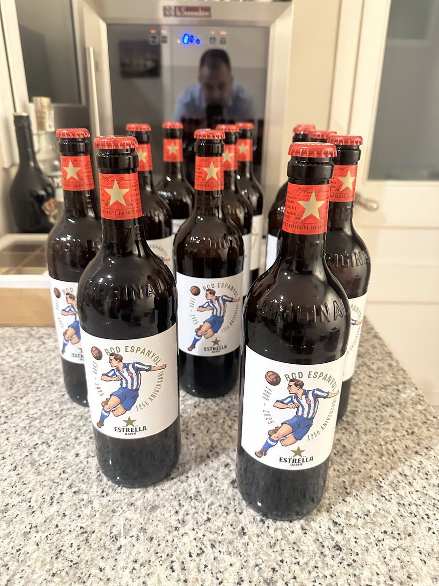 RcdeMario's tweet image. Vaya borrachera voy a pillar, jijiji…