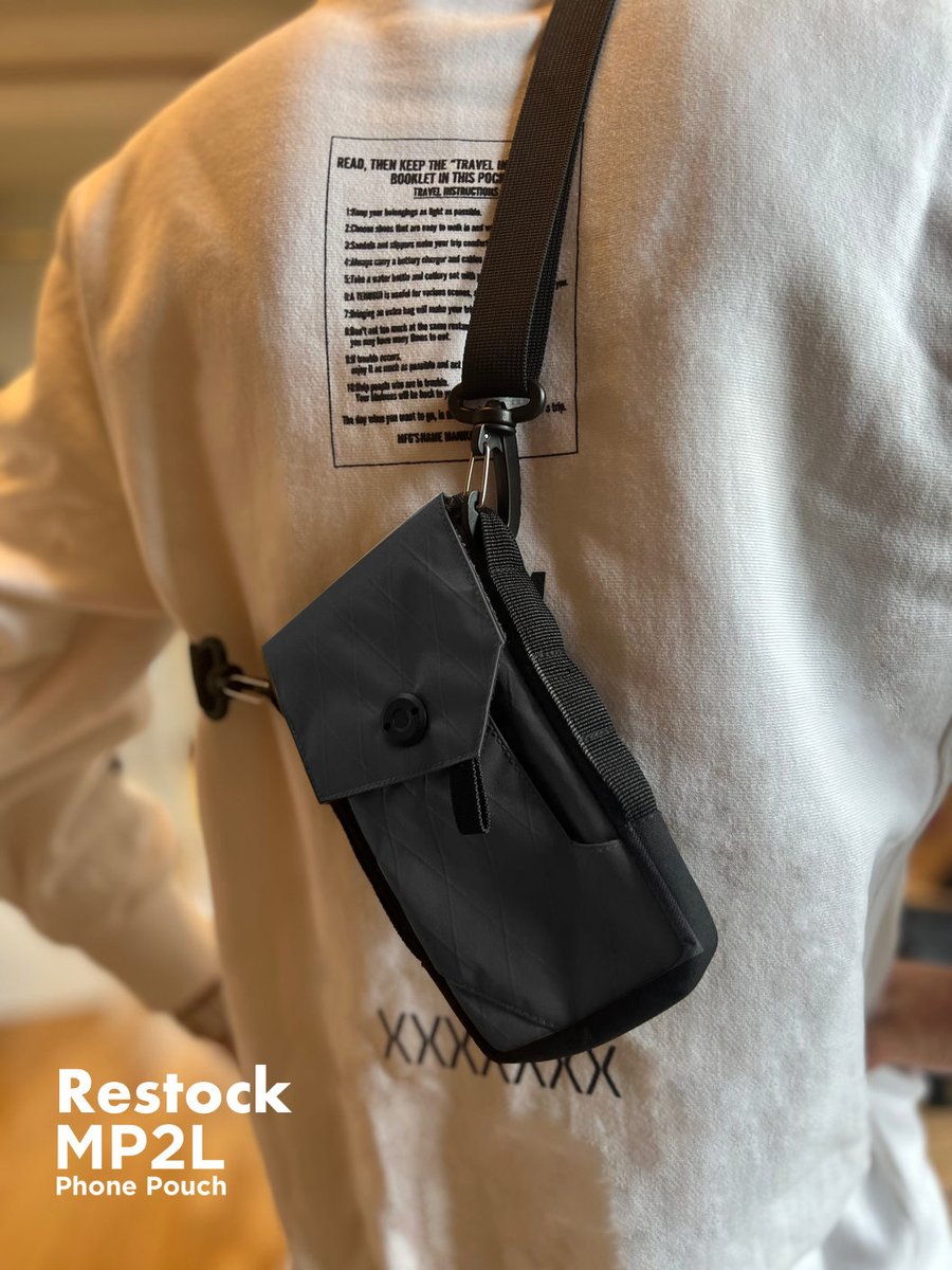 TYO_Mac's tweet image. 【再入荷】お待たせしました！＜MP2L Phoneポーチ＞本日再入荷。街歩き。フェスやイベント。他バッグへの装着もOK。軽量性と撥水性、耐引裂性のX-Pac®で、iPhoneを持ち歩く。iPhone 全世代・全モデル対応です。tyo2l.com/MP2L-Phone-Pou…　#iPhone #XPac