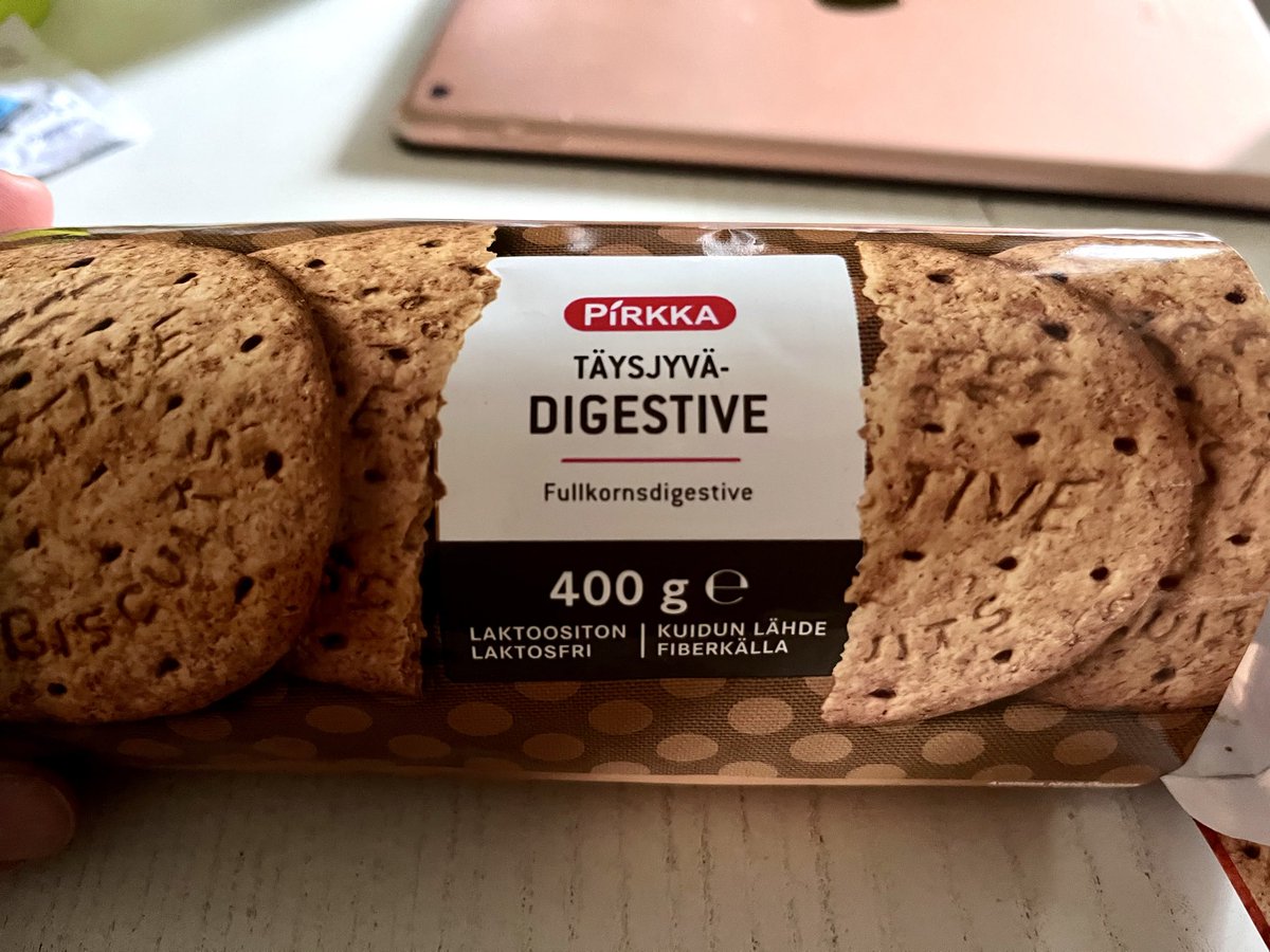 HeidiJuopperi's tweet image. Erinomainen Pirkka-tuote tämä
Täysjyvä Digestive. 
Hyvä purutuntuma. 
#mielipide #makuasia