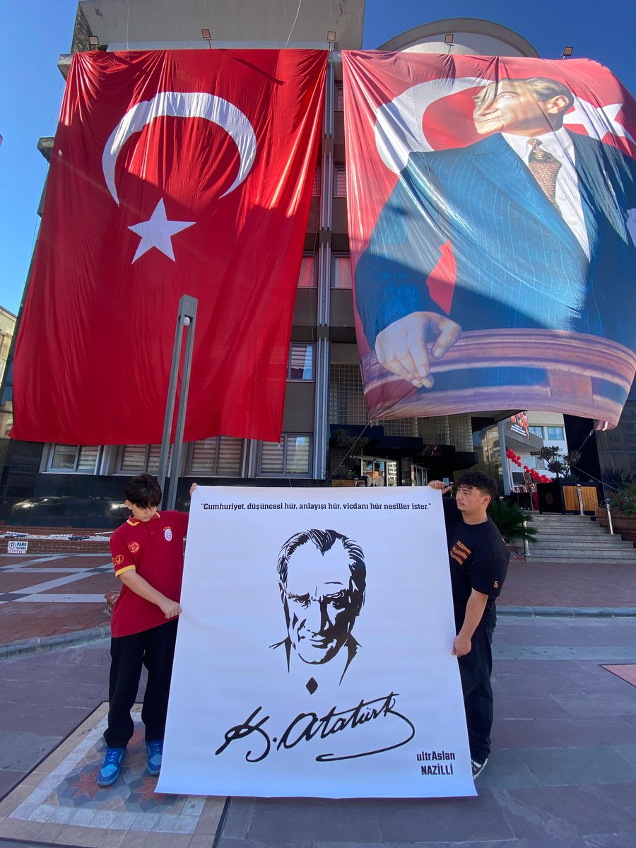 "Cumhuriyet, düşüncesi hür, anlayışı hür, vicdanı hür nesiller ister."

🇹🇷 29 EKİM CUMHURİYET BAYRAMIMIZ KUTLU OLSUN! 🇹🇷 

#ultrAslan #uAYurtiçi