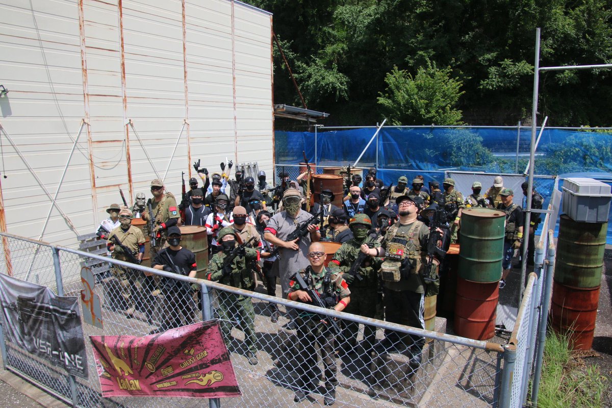 AK97127039's tweet image. 4周年おめでとうございます🎉㊗️‼️
宮崎ZERO BASE様でのサバゲー本当楽しくて楽しくてww

また行きたいのでパグさんにわいろ贈っておきました✨✨

改めまして今週末の周年祭おめでとうございます🥰