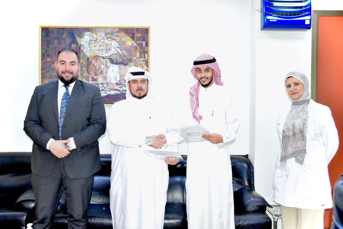 وقّعت #طبيبي اتفاقية تعاون مع مستشفى المدينة الوطني ، والتي تهدف إلى تعزيز الشراكة في خدمة المرضى والمستفيدين، وتقديم برامج صحية نوعية تسهم في رفع مستوى الوعي وجودة الحياة الصحية.
🤝 معًا لخدمة المجتمع وصحة الإنسان.
#جمعية_طبيبي#المدينة_المنورة