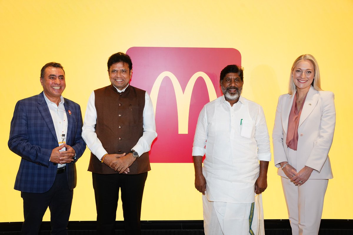 shinenewshyd's tweet image. Fast-food giant @mcdonaldsindia inaugurated its #Global Office (Global Capability Centre) spread across 1.56 lakh sft in #HITEC City, #Hyderabad, on Wednesday. The facility was formally launched by #Deputy #CM @Bhatti_Mallu &amp;amp; Industries #Minister D @OffDSB