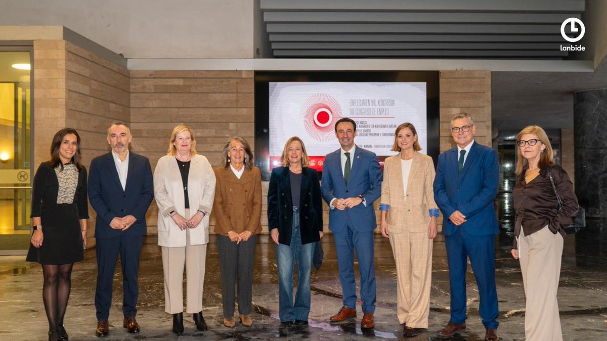 lanbideejgv's tweet photo. 🗣️ El Vicelehendakari @MikelTorresEJGV asegura que "Lanbide será el espacio de encuentro entre la protección social y la activación laboral".

ℹ️ Noticia completa: https://t.co/ZMD54ElPp2

#CongresoEmpleo2025 @Ekonomia_ejgv #Lanbide https://t.co/CRgOeLrAia