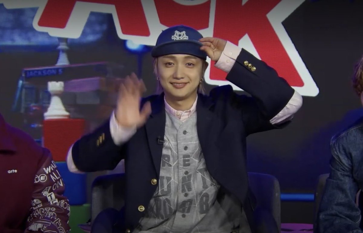 𝘌𝘓𝘓𝘠 (@i__am__elly) / Posts / X