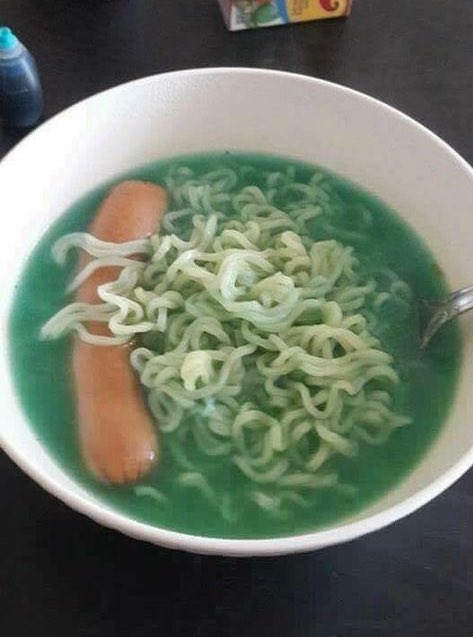 serpentiseas's tweet image. ⠀ ⠀good    morning.        no    bondage    today. 

i    have    acquired    breakfast    for    myself,         however.        ＊✨