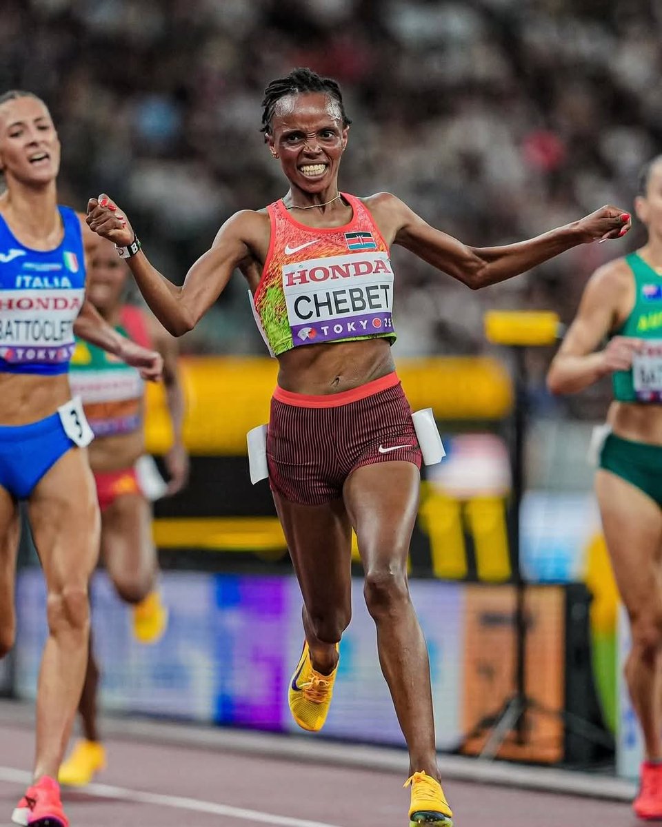 Firefliesafrica's tweet photo. Beatrice Chebet has been named the Best African Female Athlete of 2025 by the Confederation of African Athletics (CAA).
Her stellar season earns her the top continental honour, with Faith Kipyegon and Faith Cherotich taking first and second runner-up positions.
#FirefliesSports https://t.co/VrqgMJ5WGu