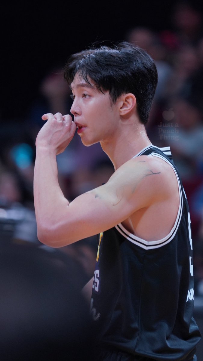 jjustapeachh's tweet image. 20251026 หล่อเหมือนอาบน้ำวันละ 10 รอบ 

#쟈니 #Johnny #DunkItJohnnySuh