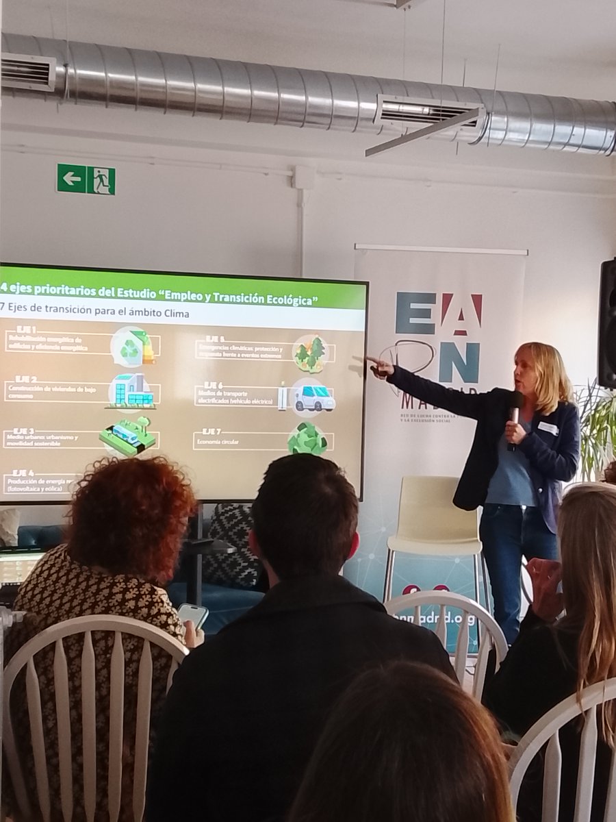 La Rueca Asociación tweet media