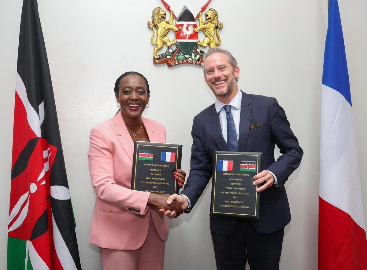FranceinKenya's tweet photo. As allies and neighbours in the Indian Ocean, France 🇫🇷 and Kenya 🇰🇪 have a common interest in ensuring regional security. For that reason, Hon. Cabinet Secretary Roselinda @SoipanTuya and Amb. @arnaud_suquet  signed today a reciprocal defence cooperation agreement ✍️.

👉 Why? Its purpose: to establish a legal framework for defence cooperation activities, making our cooperation more efficient, effective, and timely in addressing contemporary security threats🪖.

👉 What does it mean? France and Kenya will enhance their cooperation in:

1⃣ maritime security;

2⃣ intelligence;

3⃣ peacekeeping, humanitarian aid and disaster relief;

4⃣ strategic dialogue;

5⃣ exchange of officers in the fields of defence education, training and research;

6⃣ exercises, training and instruction;

7⃣ sharing of knowledge and experience, conferences, seminars and visits.

👉 What does it imply?

✅Shared action to strenghten peace and security in the region, especially in the field of maritime security 🌊;

✅A framework for mutually beneficial cooperation – respecting each country's sovereignty.

Through this landmark agreement, France and Kenya reinforce their strengthening relationship 💪.

@kdfinfo @Armees_Gouv @francediplo_EN