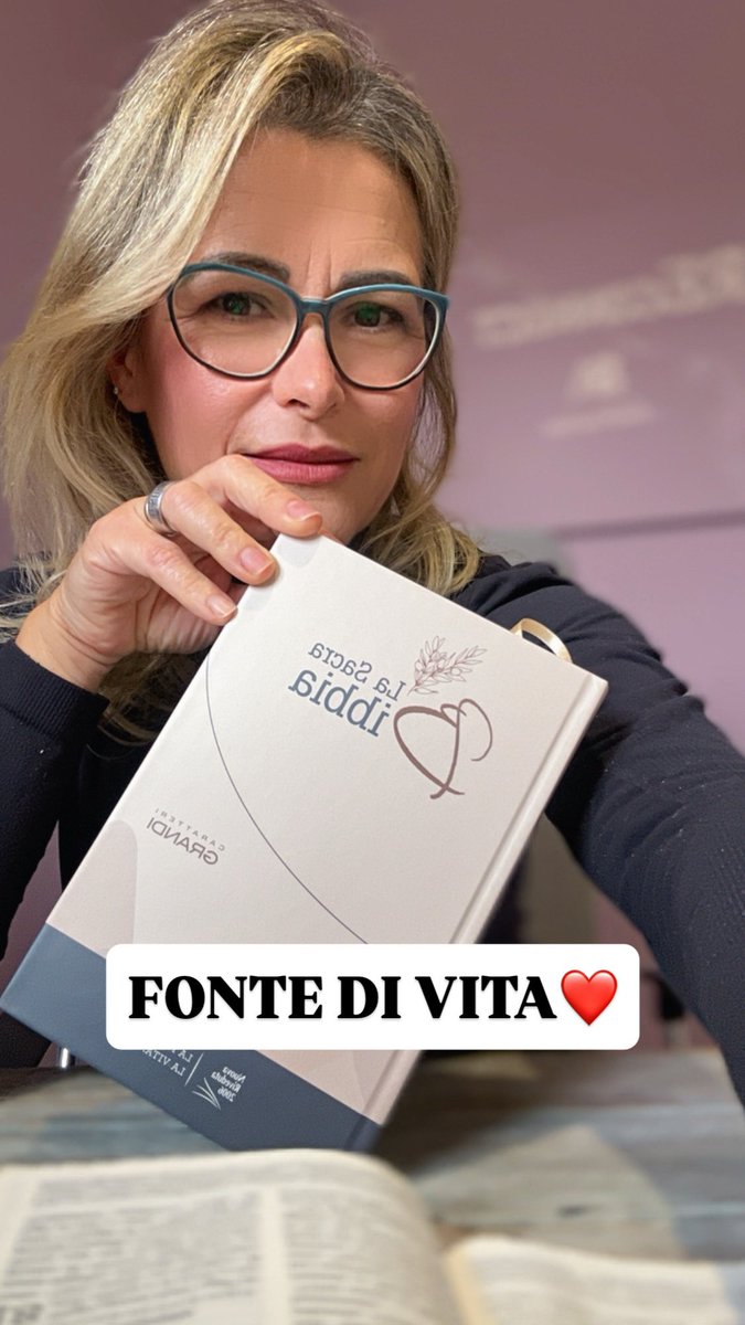 riconnetti's tweet photo. LA SUA PRESENZA È L’ARIA CHE RESPIRO | @riconnetti | ISABEL SANT’ANA #sh... https://t.co/p43jUMI5xb via @YouTube https://t.co/iBcFfirs7j