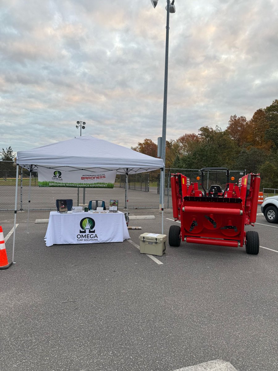 Omega_Turf's tweet image. Ready to take on the day at the SFMANJ 2025 Fall Field Day!

#TurfCare #PoweringPerformance