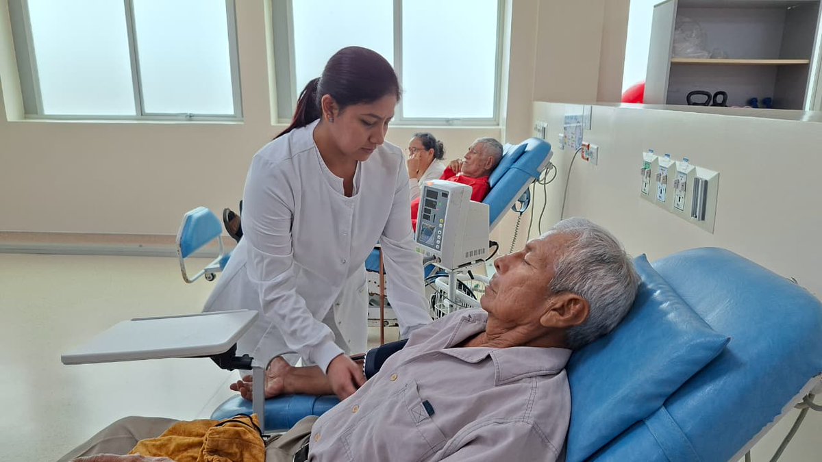 #URGENTE || Pacientes mejoran su calidad de vida en la Clínica de Insuficiencia Cardíaca del Hospital Los Ceibos

Bolívar Chaguay tiene 65 años y su corazón funciona al 40 % de su capacidad. Él sufre de insuficiencia cardíaca, una enfermedad que le impedía caminar con normalidad