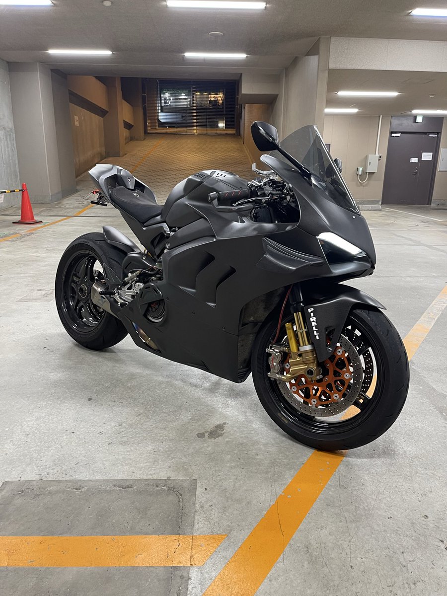 やっぱりこのバイクは最高だな
久々に震えた