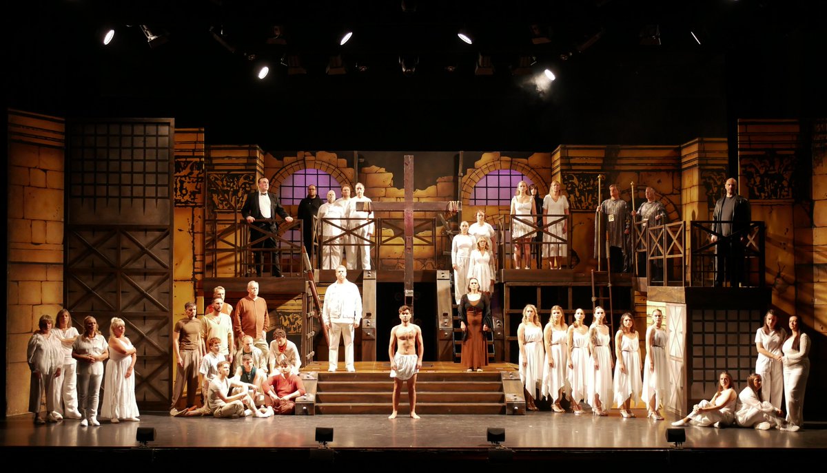 asmallmind's tweet image. The @theNMTC are back at @RoyalDerngate with a dazzling and high-quality production of Jesus Christ Superstar that deserves your viewing.
My full review:
asmallmindatthetheatre.blogspot.com/2025/10/review…