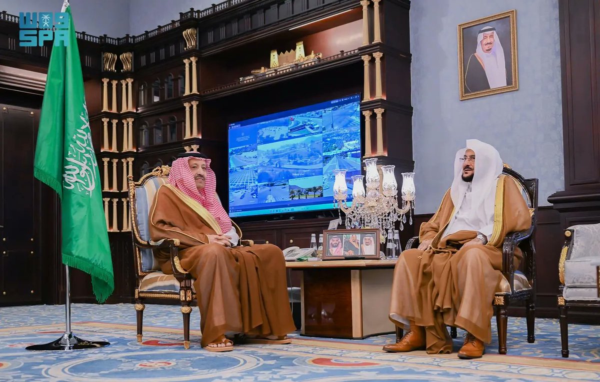 أمير منطقة الباحة يستقبل وزير الشؤون الإسلامية.
spa.gov.sa/ar/w2431401
#واس