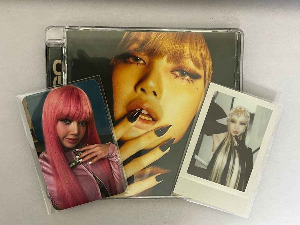 niiispace's tweet image. dm me for more questions/prices (boleh nego) help me clear these pleaseeee 😩 #pasarlesserafim #pasarstayc #pasarkep1er #pasartwice #pasarive #pasarblackpink #pasaryuri #pasarizone