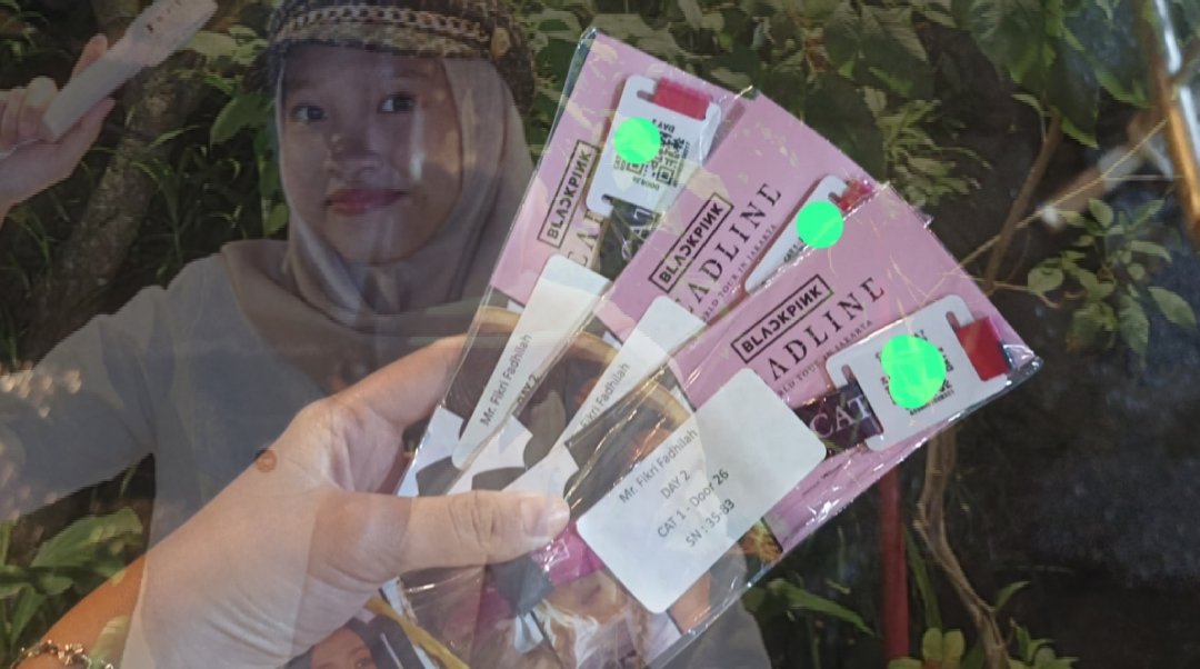 NAFIKTIX's tweet photo. wts tiga tiket langsung cod di gbk yuu, harag web ajaa boleh nego tipis tipis, anti scamm muka gua terpampang jelas🤤🫰🏻 #WTS #BLACKPINK_DEADLINE #BLACKPINKinJAKARTA https://t.co/WiwnJQEsXw