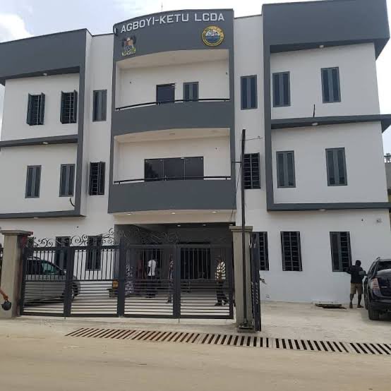 lagoseastyouths's tweet photo. Know Your Constituency 🌍: KOSOFE✨🎖️

As part of the Lagos East Senatorial District, Kosofe stands as one of our most vibrant and diverse local governments, home to communities such as Ogudu, Oworonshoki, Ketu, Alapere, and Anthony. https://t.co/LByyVtSUx2