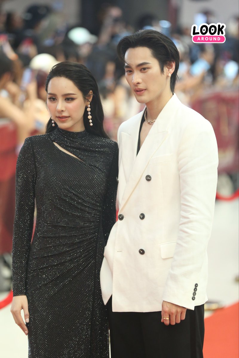 LookAround_TH's tweet photo. “เก้า-พีพี” ร่วมเดินพรมแดง ในงาน “Maya TV Awards 2025”

KAOPP X MAYA AWARDS

#MAYATVAWARDS2025 
#MayaAwards2025xKAOPP
#เก้าพีพี #KAOPP https://t.co/PJ4pvaLCJe