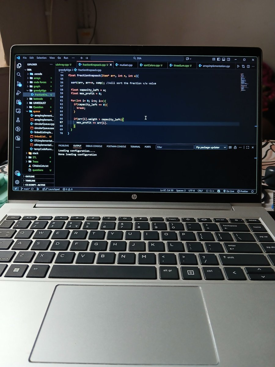 Armandotdev's tweet photo. Man, the weather is so Cozy it’s literally begging to me to take a nap 😴..but life's cooked, here I'm doin coding. https://t.co/iHbTQWXAi5