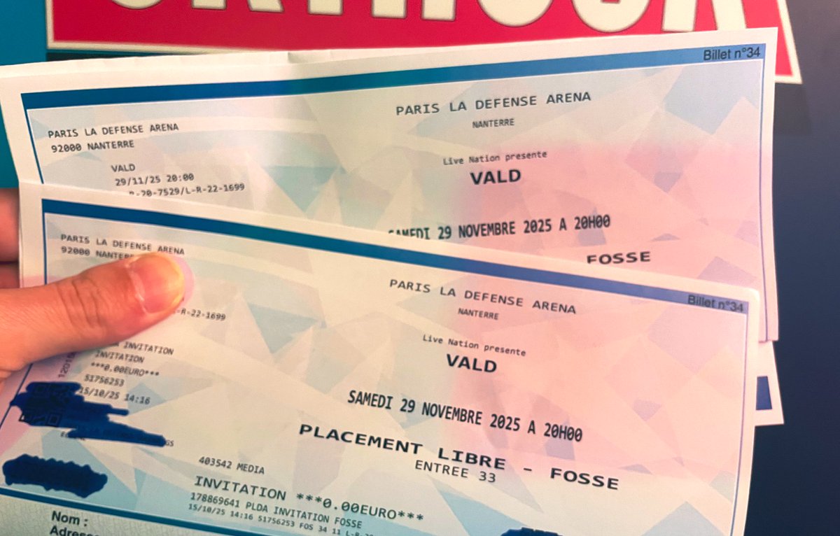 mehdiradio's tweet image. 🔊SkyrockDédicace (12h-16h) 
t’offre 2 places pour le concert Skyrock de @vald_ld à la @ParisLaDefArena le 29 novembre 

RT/FOLLOW et TWEET avec le #AmidiCestMehdi pour participer 

👉Tirage au sort 16h 

Bonne chance 🤞

#Concours