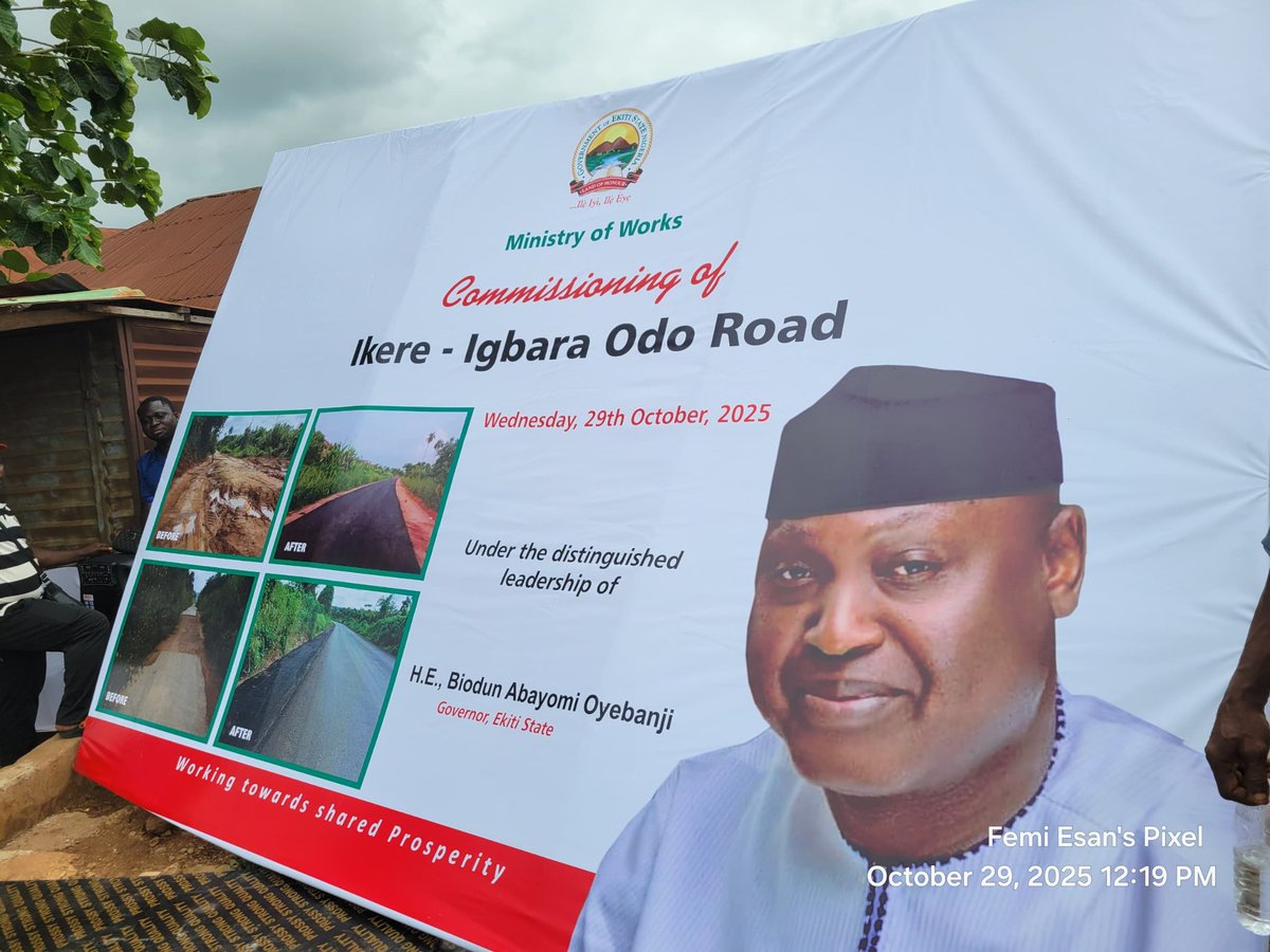 BccEksg's tweet photo. HAPPENING NOW!

It’s yet another day laced with a series of project commissionings in Ekiti State, beginning with the Commissioning of the Ikere-Igbara Odo Road by the Governor of Edo State, His Excellency, @m_akpakomiza and Governor Biodun Oyebanji @biodunaoyebanji. 

#BAOat3 https://t.co/pwmzy70rF3