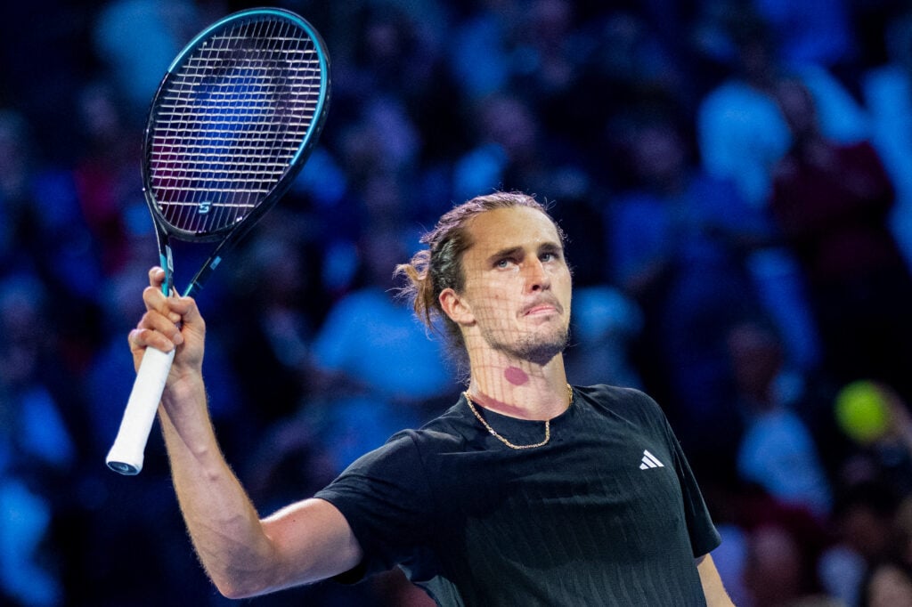 Jimmy Connors predicts if Alexander Zverev can win a Grand Slam 🇩🇪

“He is ranked number three, he is in the top five, I’m sure he’s making a ton of dough. He has got 95% of everything he wants, but a Grand Slam. To make that last little push, he is going to have to really put