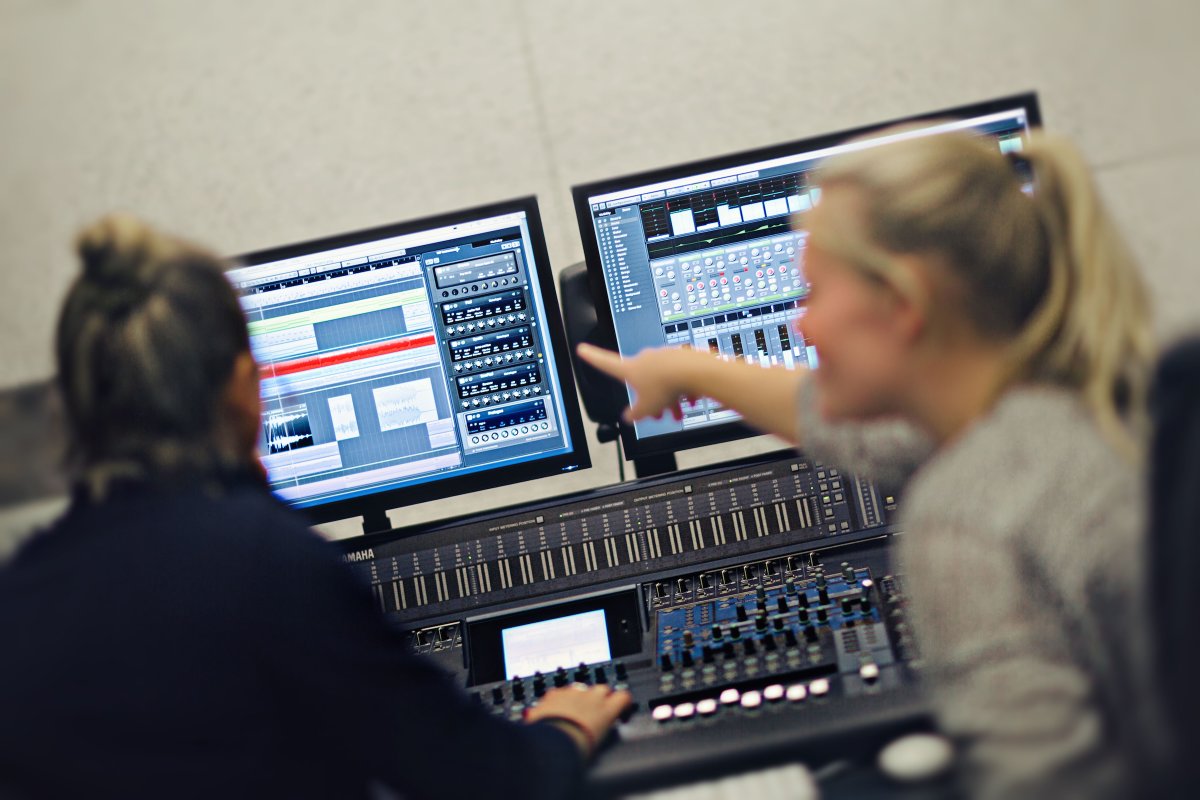 Open Steinberg: VST3 and ASIO SDKs now have open source licenses. And that's significant for free music and sound tools, plus a promised collaboration with OBS. cdm.link/open-steinberg… #OpenSource <a href="/OBSProject/">OBS</a>