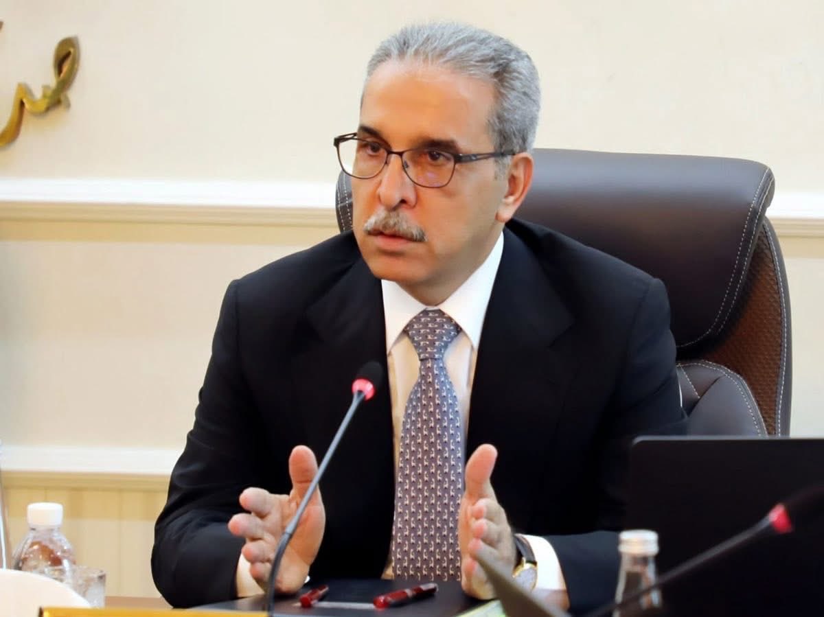 موقفي ثابت وواضح مع حامي الدستور،
كل التقدير والاحترام إلى القاضي فائق زيدان،
رمز العدالة وصمام أمان القضاء العراقي.

#القصاء_العراقي