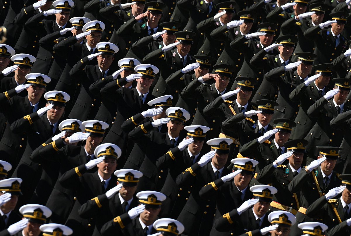 Türk Askeri, Ata'mızın huzurunda.