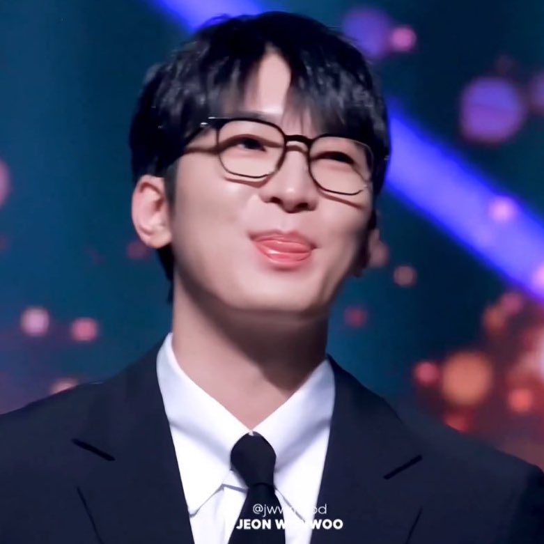 minwonungi's tweet photo. #이거원우 https://t.co/7flxSBK1PT