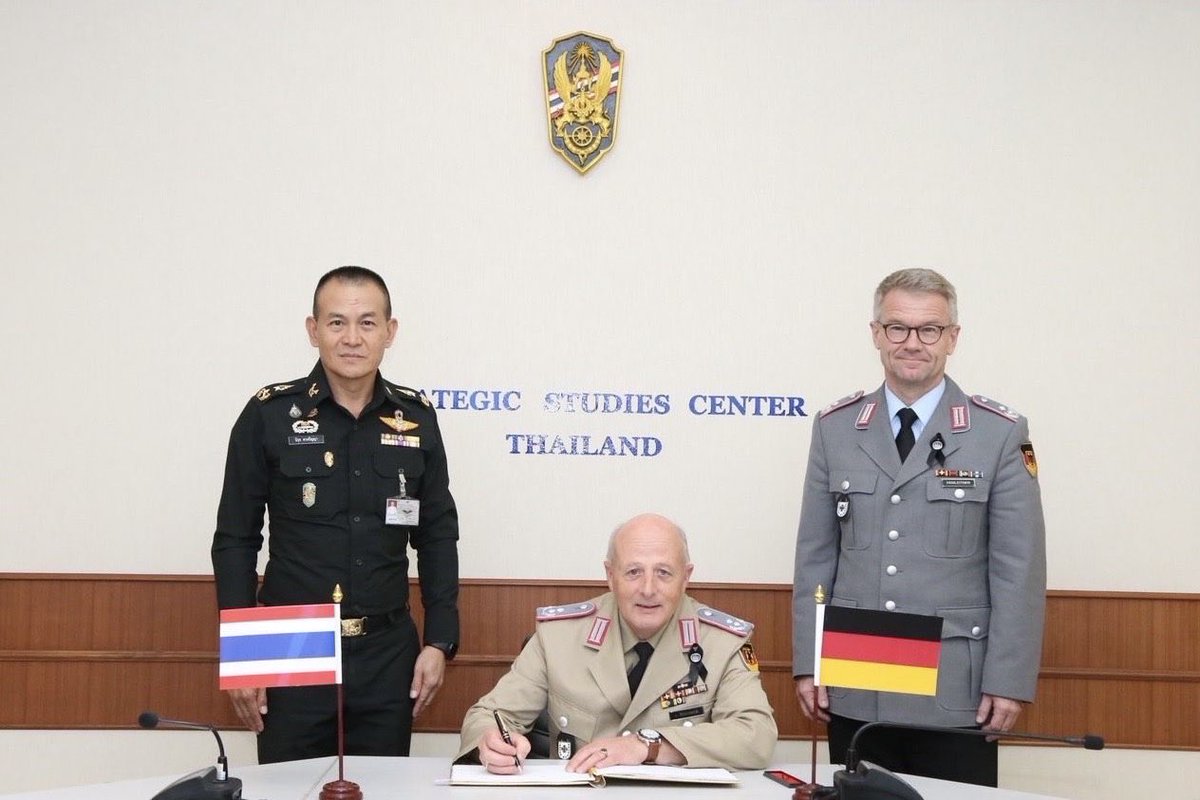 โครงการความร่วมมือทวิภาคี ระหว่าง กระทรวงกลาโหม ประเทศไทย กับ กระทรวงกลาโหม สหพันธ์สาธารณรัฐเยอรมนี (ด้านการศึกษาและประวัติศาสตร์)

facebook.com/share/p/17urYY…