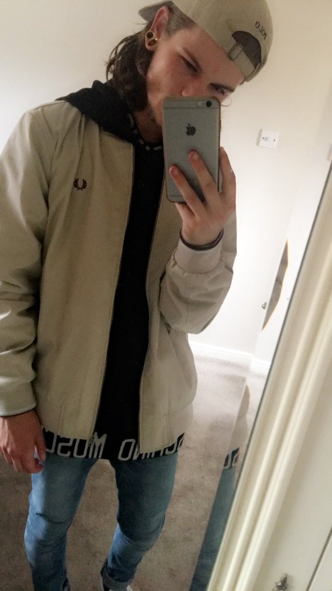 _ryanjc's tweet image. i have silver ear tunnels now insteada gold, proper switched things up over 9y lmao