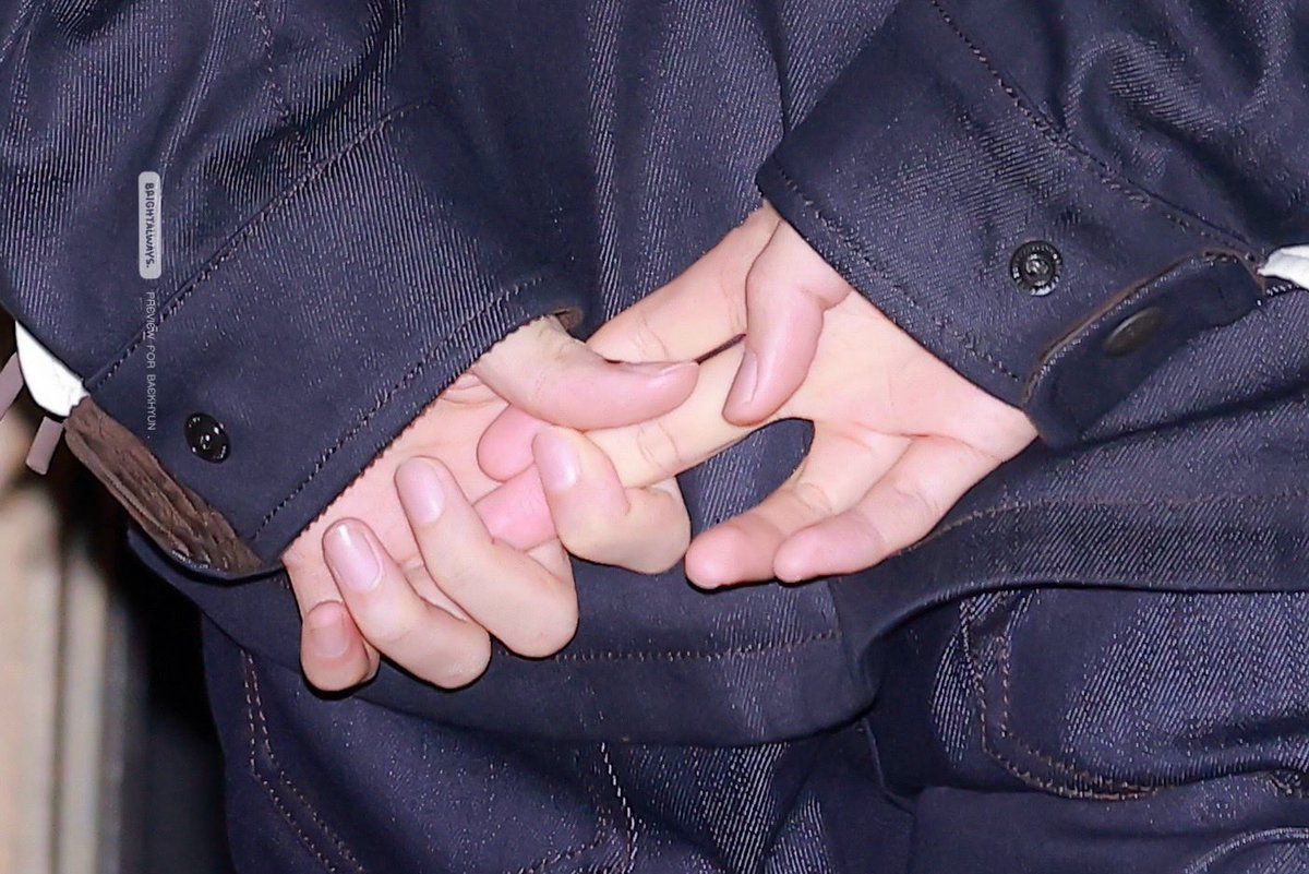 251029 조아 #BAEKHYUN #백현 #ベッキョン <a href="/B_hundred_Hyun/">Baekhyun_EXO</a>