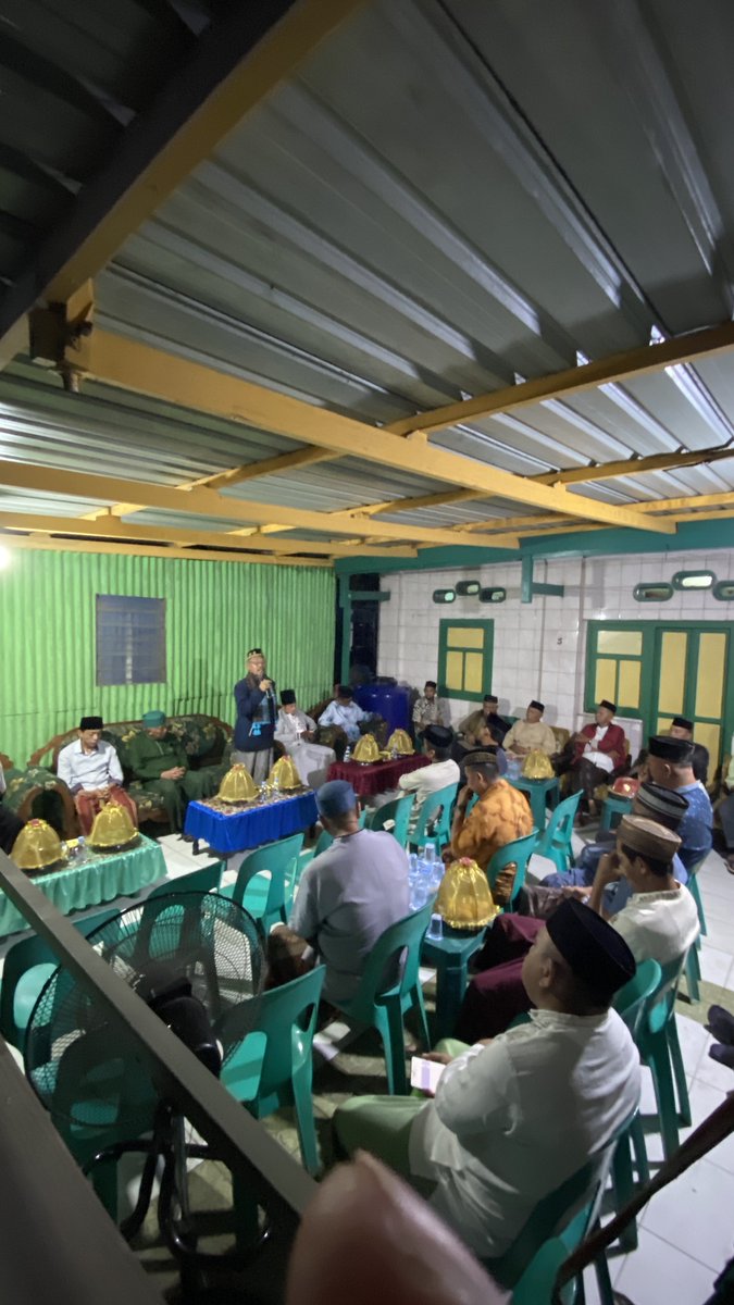 fadasss_'s tweet photo. Takziah mengenang 3 hari kepergian orang tua kami H.Baharuddin HT https://t.co/Sk1HbxQ6bT