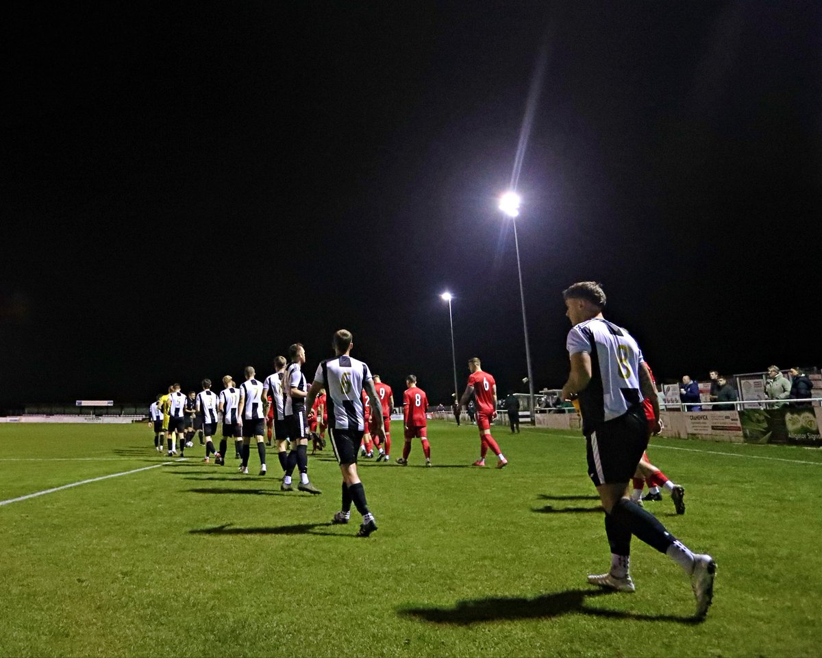 Eado (photo) tweet media