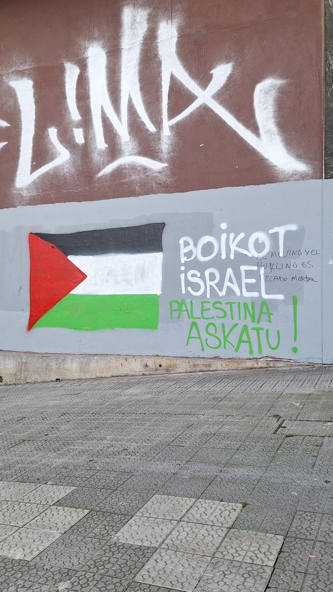 Israelek 104 pertsona hil ditu azken 15 orduetan, tartean 46 haur. 597 zauritu ditu.
Su-etena hasi zenetik 256 pertsona hil ditu Gazan eta 125 aldiz urratu du su-etena.
 #JarraiDezagunPalestinazHitzEgiten #KeepTalkingAboutPalestine #GenozidioaSTOP