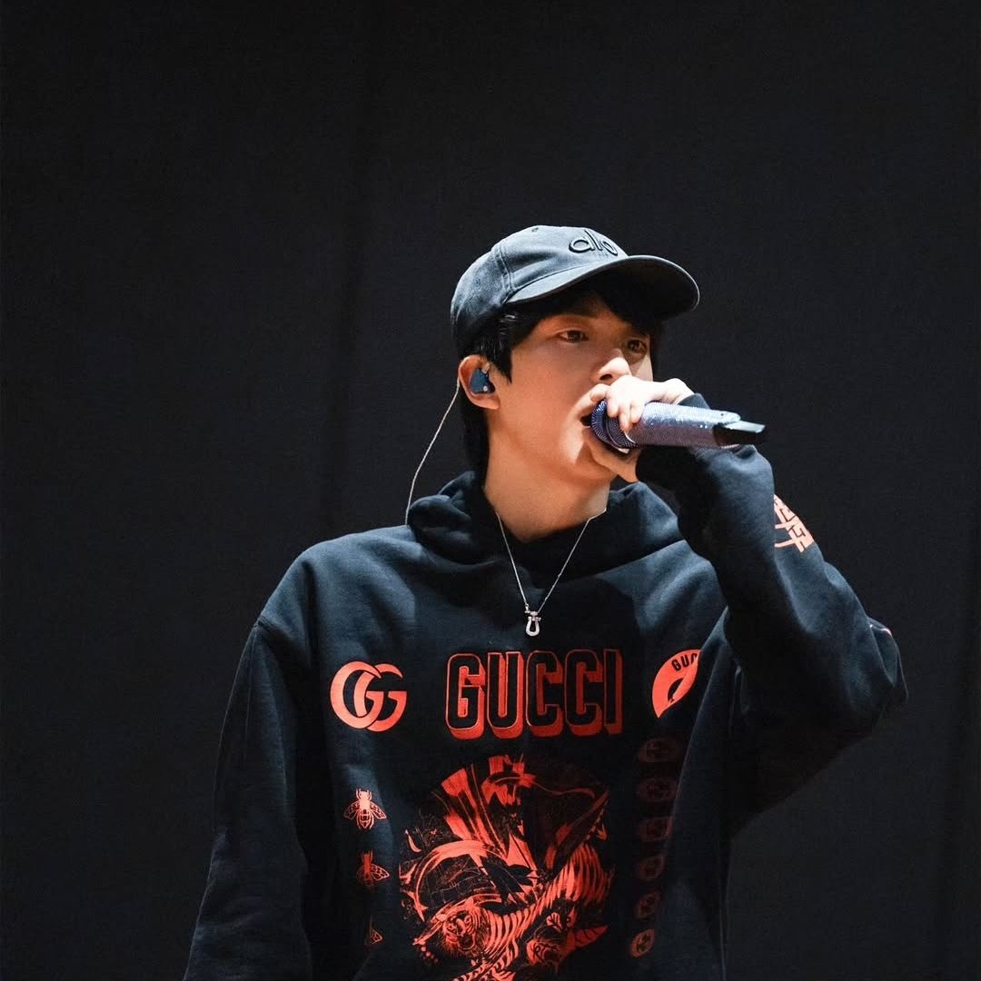 Yoon_kookie97's tweet photo. Wootteo Instagram post !!

“Going hard again today, 
I will be able to see it soon
Catch up after 2 days” 

2 DAYS TO JIN TOUR ENCORE
#RUNSEOKJIN_epTOUR_ENCORE
#Jin_TOUR_ENCORE https://t.co/zmmEwBS8Yi