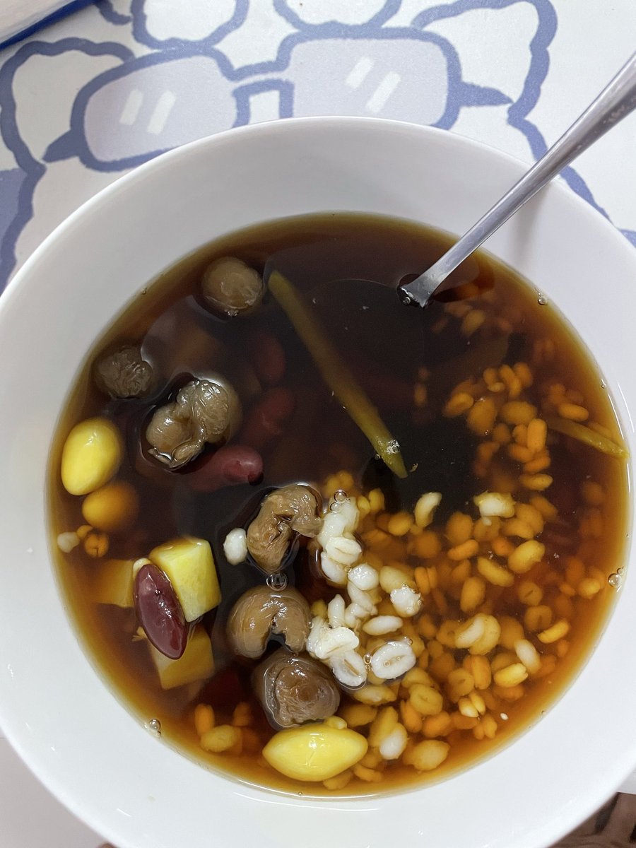 จัดไปเบาๆ เจมื้อสุดท้ายของปีนี้ บะบายยย