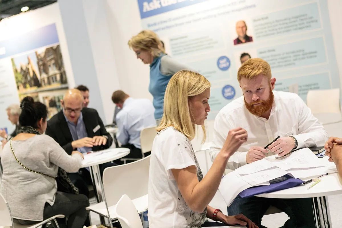 At the Homebuilding &amp; Renovating Show in Harrogate, Allan will be available for one-on-one consultations at the Advice Centre, happy to provide expert advice on making your dream home a reality.

Get your Free tickets here -&gt; buff.ly/o8qo90v 

@myhomebuilding #SelfBuild