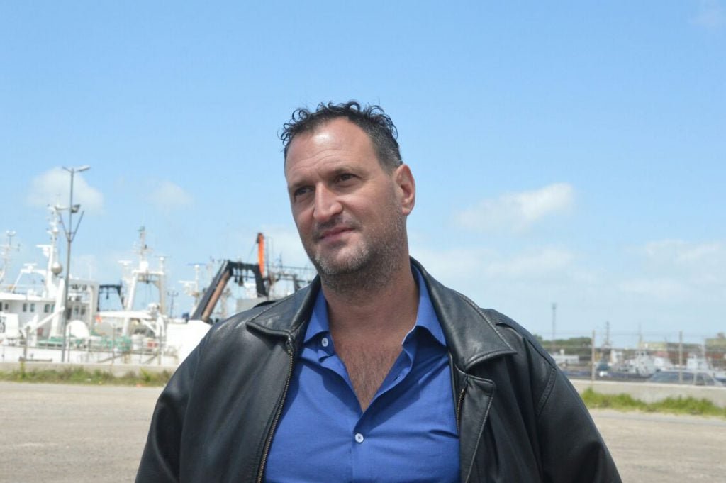 LaUneok's tweet photo. 👉SOBRESEYERON A MACRI EN LA CAUSA POR ESPIONAJE A FAMILIARES DEL ARA SAN JUAN 

🎙️ En Cuenta Regresiva hablamos con Luis Tagliapietra @ef21974ab7ba451, abogado y padre del tripulante del ARA San Juan, Alejandro Tagliapietra

💻 https://t.co/fFAeetuBrh 
📻 https://t.co/F79spBxS0k https://t.co/dUAxdo34uD