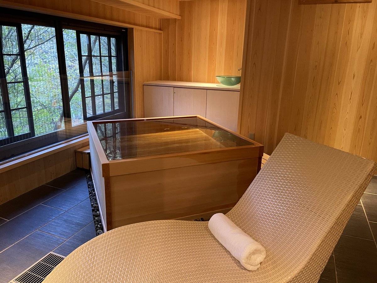 barzero's tweet photo. お気に入りの宿「明神館」
シェフが変わって初めてのフレンチ
優しい味わいに癒されました。
フレンチと日本酒のペアリングが最高😆
勉強になりました。 https://t.co/kAzK6W20Fa