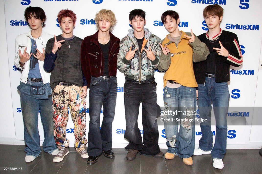 Trash Kpop Fits tweet media